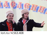 Хлопцы на Масленице (2013 год). Редакционное фото, фотограф Анатолий Матвейчук / Фотобанк Лори