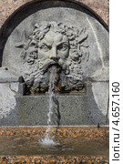 Фрагмент фонтана 1809 года. Санкт-Петербург (2013 год). Стоковое фото, фотограф Gagara / Фотобанк Лори