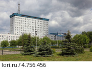 Инженерный корпус ОАО "Автомобильный завод УРАЛ" (2013 год). Редакционное фото, фотограф Виталий Горелов / Фотобанк Лори