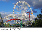 Колесо обозрения (чертово колесо) на Крестовском острове (2012 год). Редакционное фото, фотограф Ready-made / Фотобанк Лори
