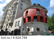 Дом-яйцо на улице Машкова в Москве (2013 год). Стоковое фото, фотограф Инесса Гаварс / Фотобанк Лори