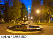 Ярославль.Фонтан в Демидовском саду (2013 год). Редакционное фото, фотограф Литвяк Игорь / Фотобанк Лори
