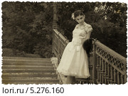 Невеста в парке. Ретро фотография. Стоковое фото, фотограф Александра Орехова / Фотобанк Лори