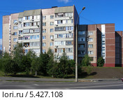 Жилые дома на улице Барышиха, район Митино, Москва (2011 год). Стоковое фото, фотограф lana1501 / Фотобанк Лори