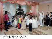 Утренник в детском саду (2013 год). Редакционное фото, фотограф Марьичева Марина / Фотобанк Лори