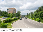Дмитров. Загорская улица (2013 год). Редакционное фото, фотограф Елена Коромыслова / Фотобанк Лори