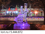 Выставка ледяных скульптур на Красной площади (2013 год). Редакционное фото, фотограф Алёшина Оксана / Фотобанк Лори