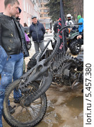 Мотомонстр на Масленице в городе Железнодорожном (2013 год). Редакционное фото, фотограф Наталья Горкина / Фотобанк Лори