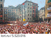 Начало праздника Сан-Фермин, Испания (2013 год). Редакционное фото, фотограф Яков Филимонов / Фотобанк Лори