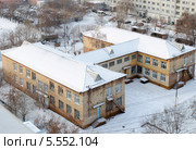 Вид сверху на здание детского сада (2012 год). Стоковое фото, фотограф Юлия Батурина / Фотобанк Лори
