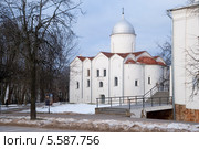 Церковь Иоанна на Опоках. Великий Новгород (2013 год). Стоковое фото, фотограф Александр Щепин / Фотобанк Лори