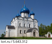 Рождественский собор в кремле Суздаля, Владимирская область (2013 год). Редакционное фото, фотограф Александр Фрейдин / Фотобанк Лори