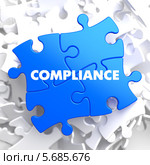 Синие пазлы с надписью "Compliance" Стоковая иллюстрация, иллюстратор Илья Урядников / Фотобанк Лори