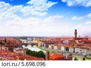 Мост Ponte Vecchio через реку Арно во Флоренции (2013 год). Стоковое фото, фотограф Сергей Новиков / Фотобанк Лори