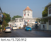 Вид на Пхра Сумен форт. Бангкок (2014 год). Редакционное фото, фотограф Виктор Карасев / Фотобанк Лори