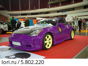 Cпорткупе Nissan 350z  на выставке "Мир автомобиля 2014". Санкт-Петербург. Редакционное фото, фотограф Виктор Карасев / Фотобанк Лори