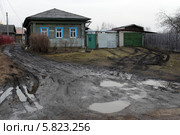 Переславль-Залесский, весенняя дорога в центре города (2014 год). Стоковое фото, фотограф Дмитрий Неумоин / Фотобанк Лори
