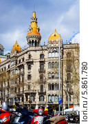Дом Cases Pons Каталонского архитектора Enric Sagnier (2013 год). Стоковое фото, фотограф Яков Филимонов / Фотобанк Лори