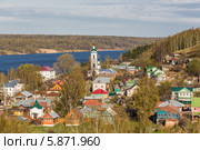 Плёс. Вид с Соборной горы на Волгу и Варваринскую церковь (2014 год). Стоковое фото, фотограф Михаил Широков / Фотобанк Лори