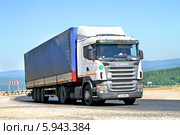 Грузовик Scania R420 (2008 год). Редакционное фото, фотограф Art Konovalov / Фотобанк Лори