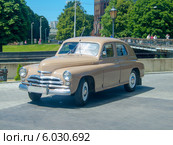 Автомобиль ГАЗ М-20 (2014 год). Редакционное фото, фотограф Андрей Анатольевич / Фотобанк Лори