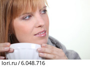 blonde with bowl. Стоковое фото, фотограф Phovoir Images / Фотобанк Лори