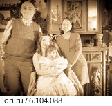 antique portrait of happy family. Стоковое фото, фотограф Яков Филимонов / Фотобанк Лори