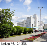 Вид на Главпочтамт в Екатеринбурге (2014 год). Редакционное фото, фотограф Юлия Дьякова / Фотобанк Лори