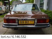 Full-size luxury car Mercedes-Benz 450SEL (W116). Rear view (2014 год). Редакционное фото, фотограф Sergey Kohl / Фотобанк Лори
