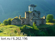 Православная церковь в горах Кавказа, Долина Теберды. Стоковое фото, фотограф александр жарников / Фотобанк Лори