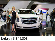 Cadillac Escalade. Московский международный автомобильный салон 2014. Редакционное фото, фотограф Сергей Лаврентьев / Фотобанк Лори