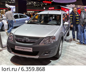 Lada Largus Cross. Московский международный автомобильный салон 2014. Редакционное фото, фотограф Сергей Лаврентьев / Фотобанк Лори