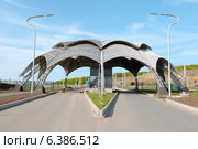 Центральный въезд в океанариум, Владивосток, остров Русский. Стоковое фото, фотограф KEN VOSAR / Фотобанк Лори