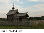 Никольская часовня в деревне Гоморовичи, Ленинградская область (2014 год). Стоковое фото, фотограф Самохвалов Артем / Фотобанк Лори