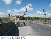 Дорога к Каменец-Подольскому замку (2014 год). Стоковое фото, фотограф Онищенко Виктор / Фотобанк Лори