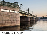 Санкт-Петербург, Литейный мост (2014 год). Стоковое фото, фотограф Роман Сибиряков / Фотобанк Лори