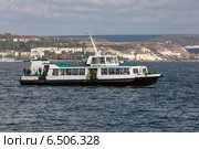 Морской пассажирский прогулочный катер проекта 1438 "Норд" в Севастополе (2014 год). Редакционное фото, фотограф Алексей Шматков / Фотобанк Лори