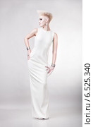 blond pretty magnificent woman in long white dress. Стоковое фото, фотограф Александр Буц / Фотобанк Лори
