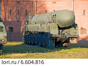 Межконтинентальный стратегический ракетный комплекс подвижного базирования РС-12М ("Тополь") на базе мобильной пусковой установки (2014 год). Редакционное фото, фотограф Александр Щепин / Фотобанк Лори