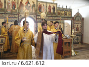 Иерейскую хиротония в женском монастыре подмосковья (2014 год). Редакционное фото, фотограф Дмитрий Неумоин / Фотобанк Лори