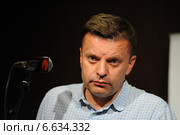 Леонид Парфенов, журналист (2014 год). Редакционное фото, фотограф Галина Попова / Фотобанк Лори