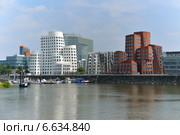 Жилой комплекс Гери-Баутен (Gehry-Bauten). Дюссельдорф (2014 год). Редакционное фото, фотограф Сергей Костарев / Фотобанк Лори