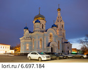 Город Малоярославец. Собор Успения Пресвятой Богородицы (2014 год). Редакционное фото, фотограф Литвяк Игорь / Фотобанк Лори