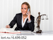 businesswoman in office. Стоковое фото, фотограф Erwin Wodicka / Фотобанк Лори