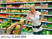 selection in a supermarket. Стоковое фото, фотограф Erwin Wodicka / Фотобанк Лори
