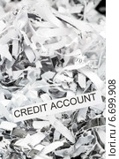shredded paper credit account. Стоковое фото, фотограф Erwin Wodicka / Фотобанк Лори