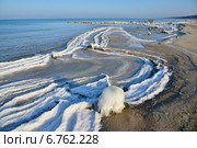 Зимний берег Балтийского моря. Стоковое фото, фотограф Сергей Куров / Фотобанк Лори