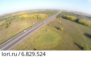 Автомобильная дорога, вид сверху. Трасса М5 Урал-Москва-Челябинск, Уфа, Стоковое видео, видеограф Mikhail Erguine / Фотобанк Лори