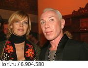 Песков Александр Валерьянович и Лада Дэнс (2004 год). Редакционное фото, фотограф михаил красильников / Фотобанк Лори