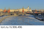 Москва, вид на московский Кремль зимой (2015 год). Стоковое фото, фотограф Алексей Голованов / Фотобанк Лори